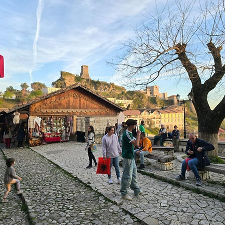 Villa Mefaja Kruje Luaran gambar